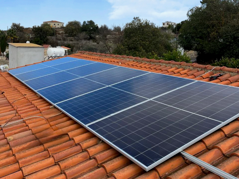 Grid-Tied Solar System 4kW Tsada