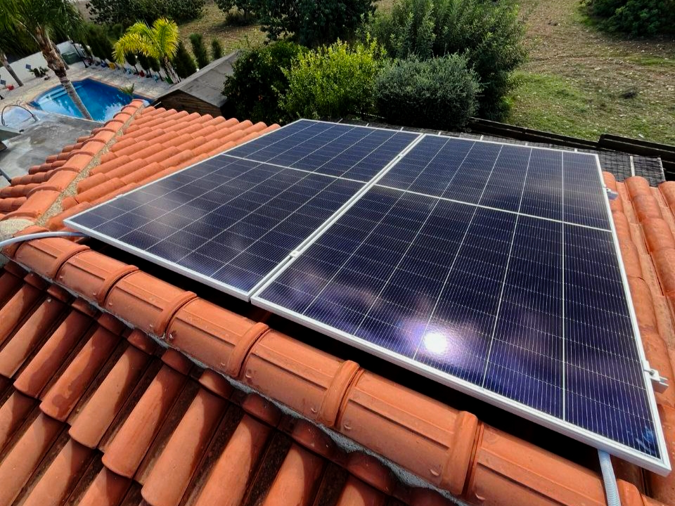 Grid-Tied Photovoltaic System 4kW Tala